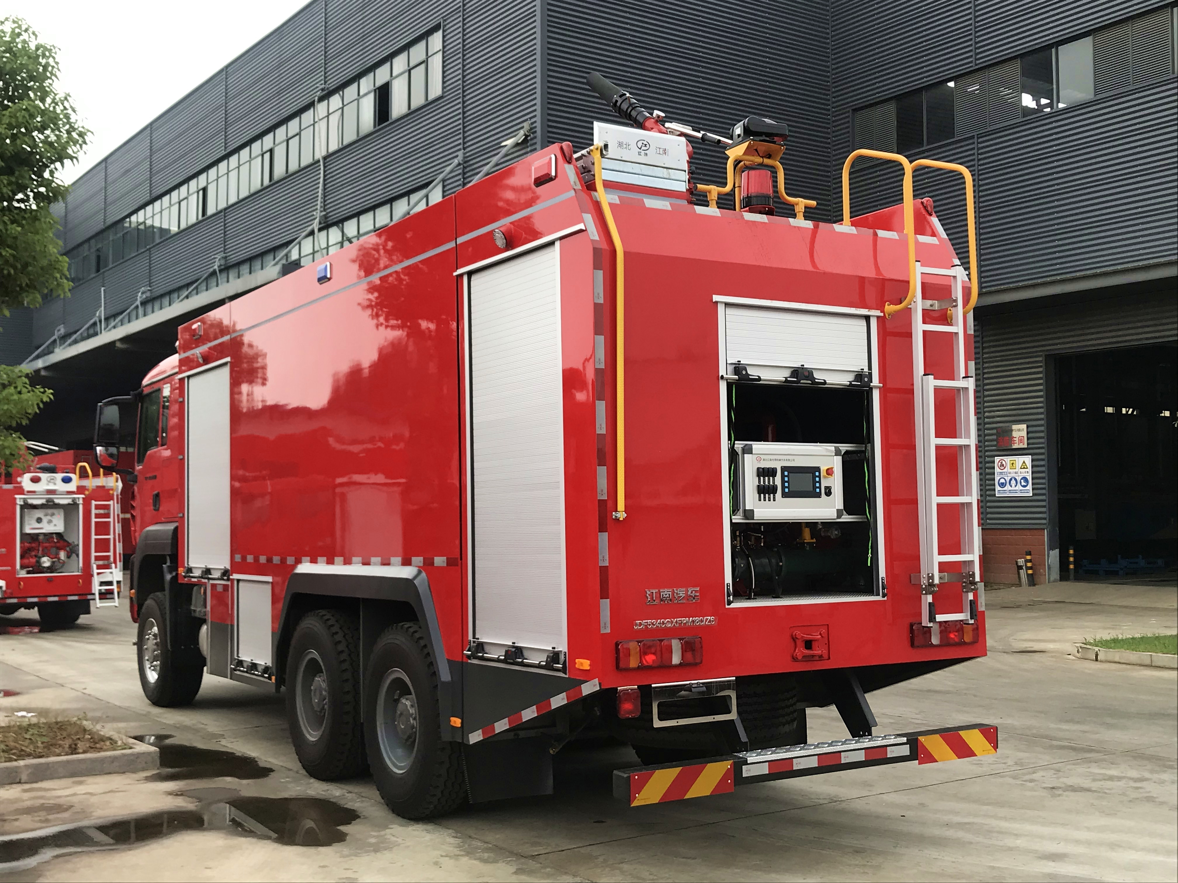 ����ԽҰ16��ˮ����ĭ����܇