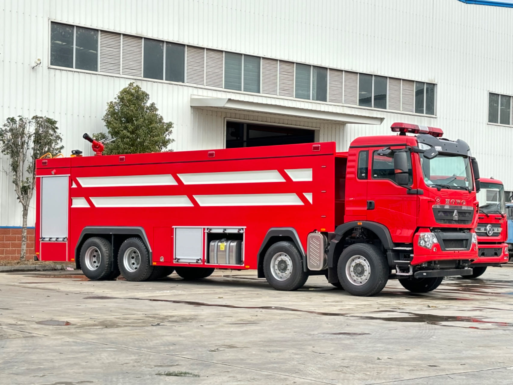 ����24���ɷ���ĭ(li��n)������܇