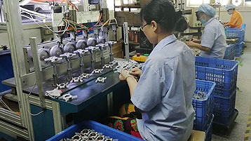 臺(tái)灣三巨散熱風(fēng)扇生產(chǎn)場景照片